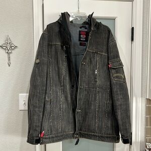 Men’s 686 Levi’s Ski Shell Size Large.